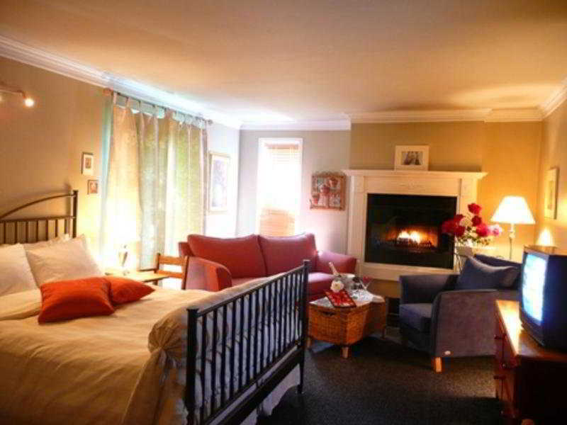 Hotel La Camarine 3*